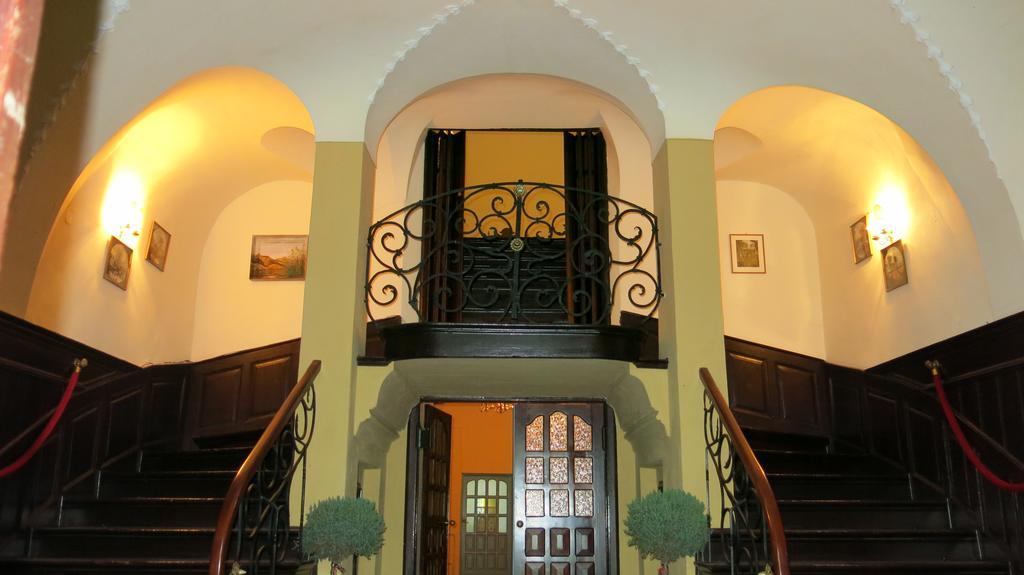 Palac Jastrowiec المظهر الخارجي الصورة